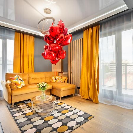 Sunflower - Chic Loft In Tineretului บูคาเรสต์ ภายนอก รูปภาพ